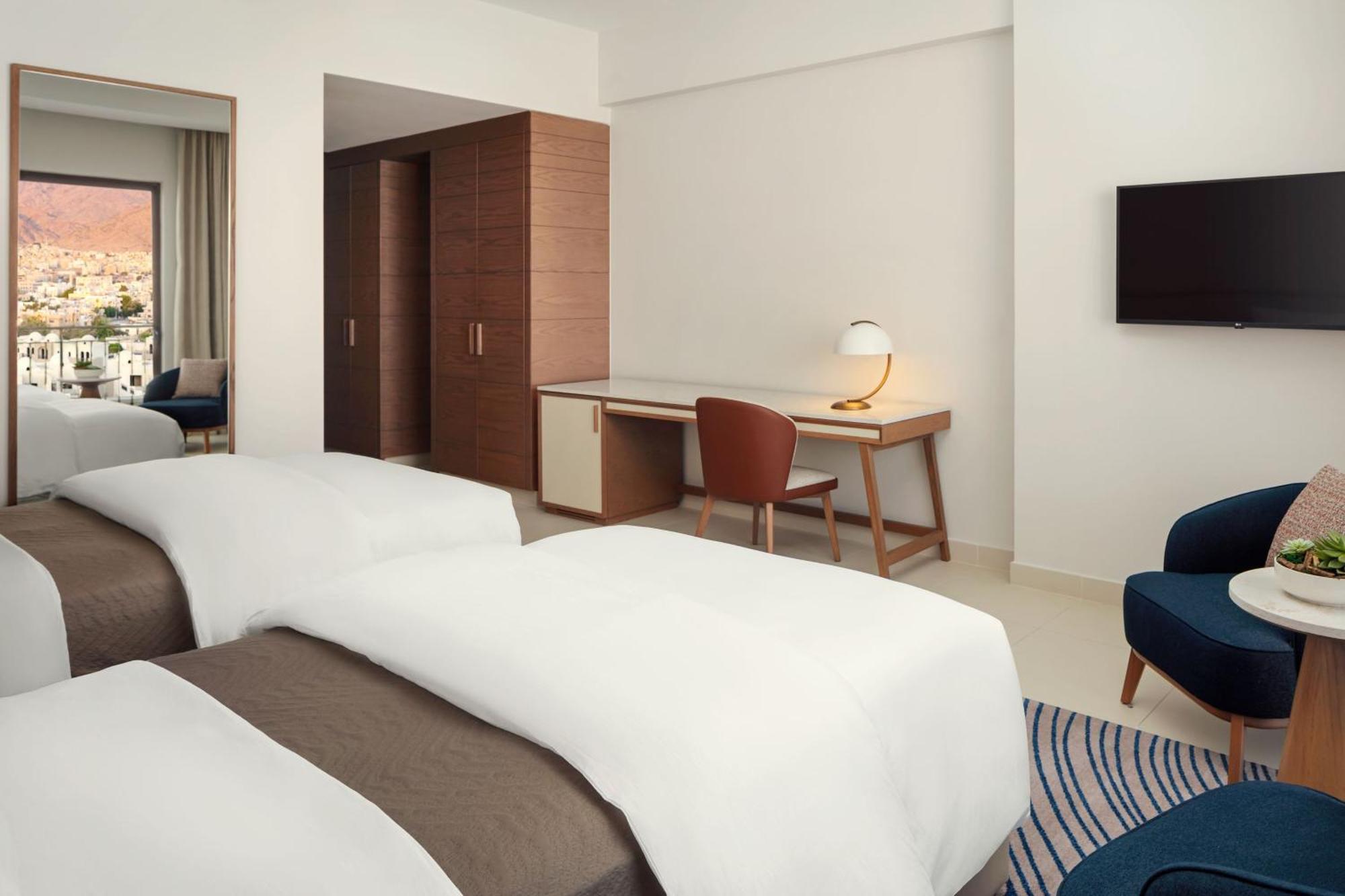 The Westin Saraya & 5*
