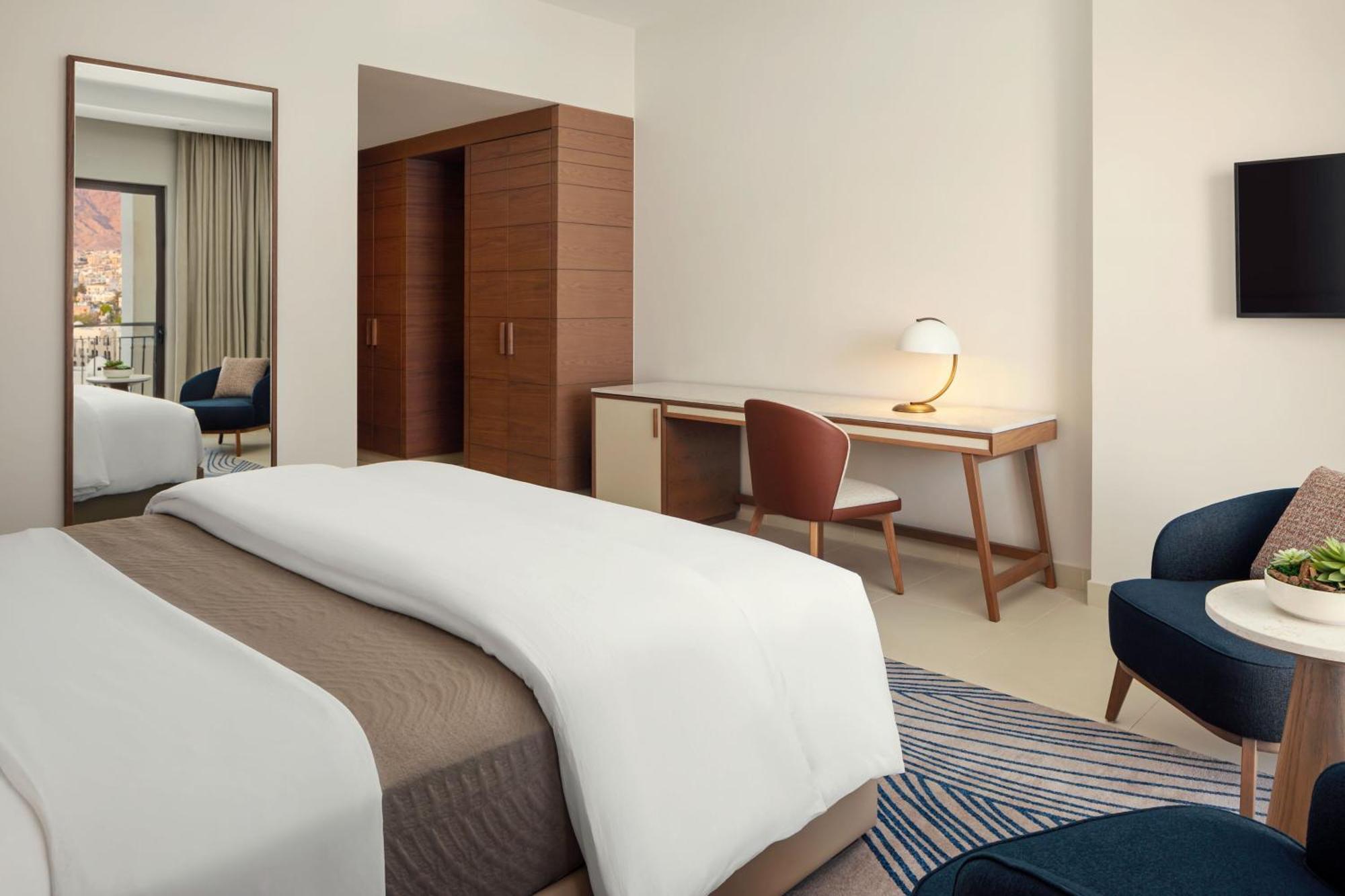 The Westin Saraya & Hotel 5*